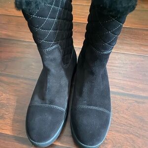 Louise Vuitton Suede Women's Black Quilted Boots
